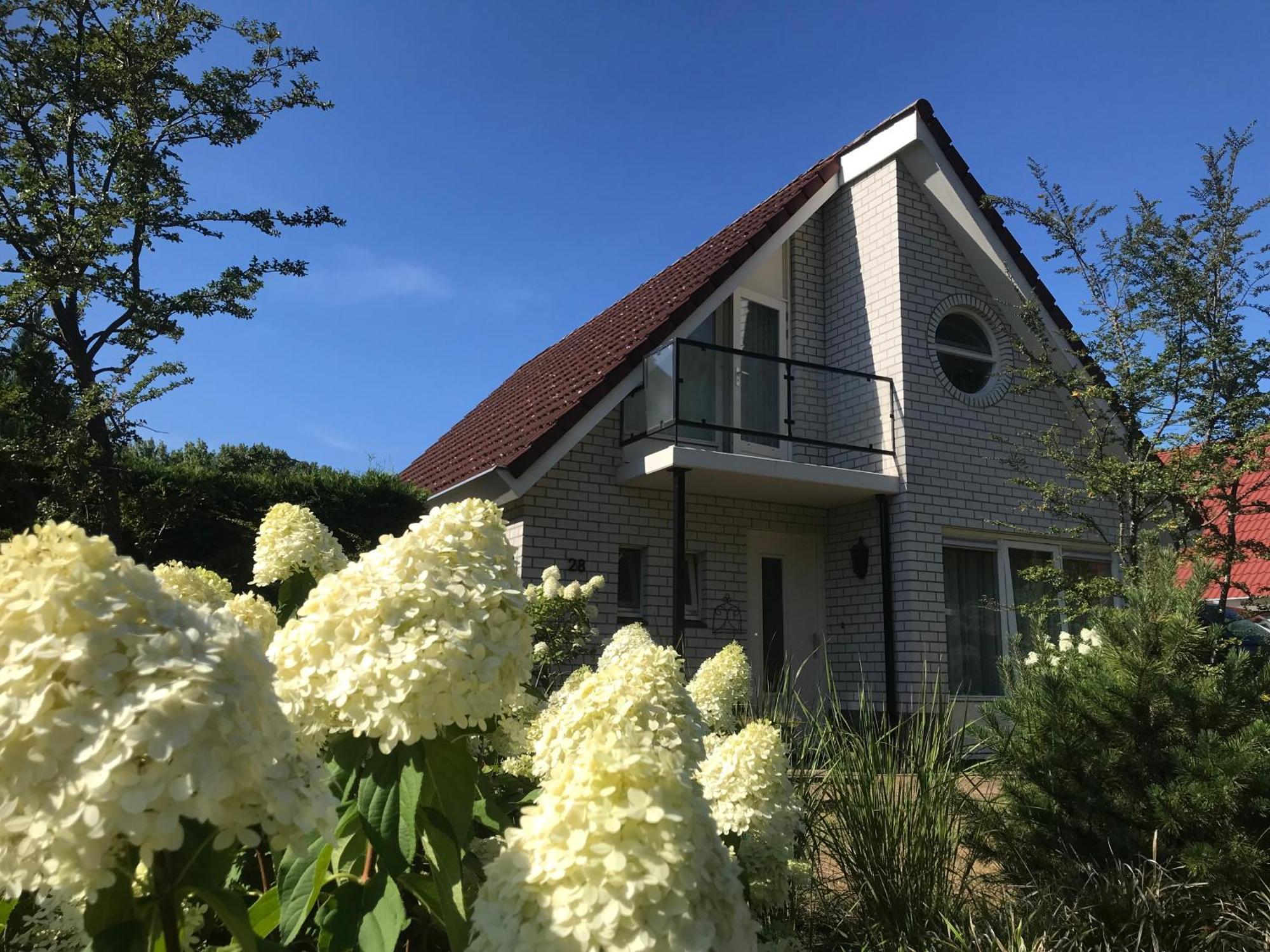 Heerlijk Vakantiehuis Bij Zwembad En Golfbaan Villa Delden Exterior photo